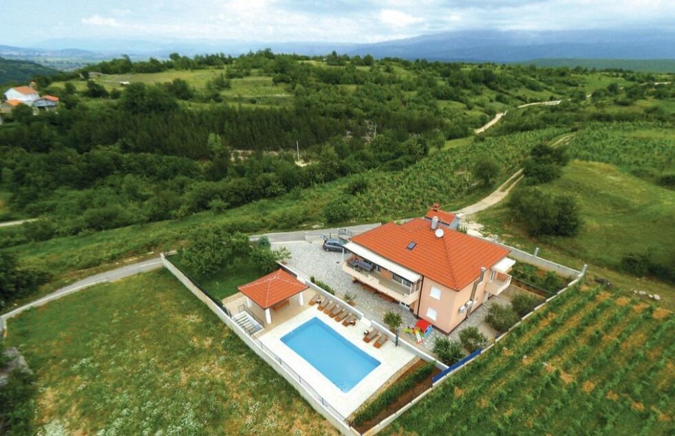 Villa Duje Trilj Екстериор снимка