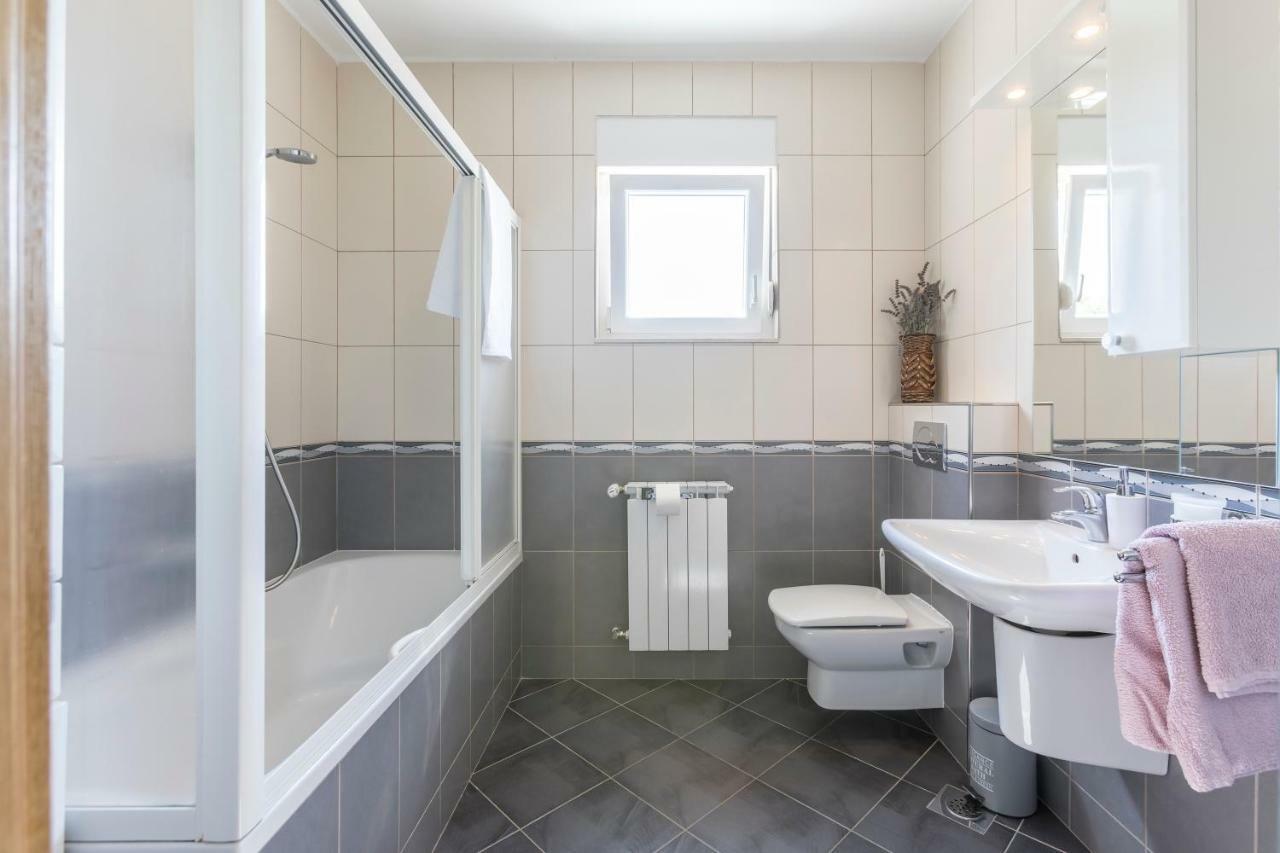 Villa Duje Trilj Екстериор снимка